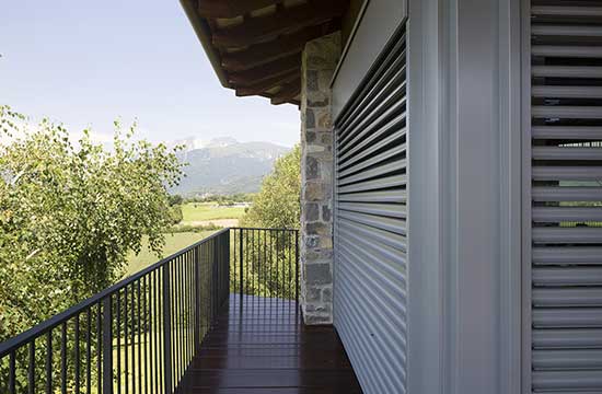Brise-soleil-orientable-Algerie